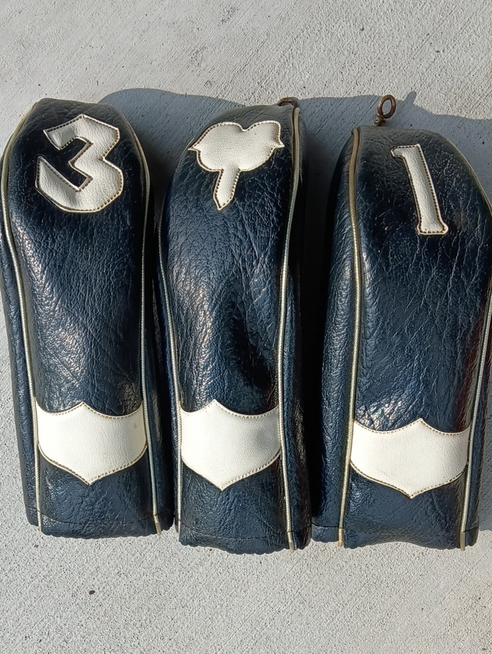 Ben Hogan 3 Vintage Navy and White Leather Golf Headcover.